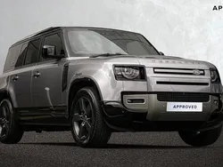 Used 2025 Land Rover Defender SE Dynamic SUV | £60,999 (Fair price)