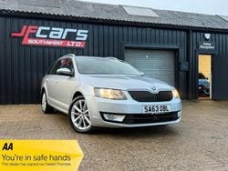 Silver Used 2013 Skoda Octavia Elegance Estate | £6,995 (A bit pricey)