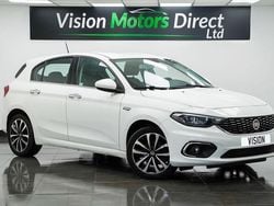 White Used 2017 Fiat Tipo Lounge Hatchback | £5,245 (Fair price)