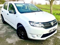 White Used 2015 Dacia Sandero Ambiance Hatchback | £3,440 (Fair price)