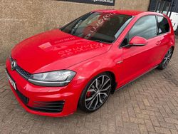 Red Used 2013 VW Golf VII GTD Hatchback | £10,795 (Expensive)