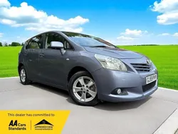Blue Used 2009 Toyota Verso MPV | £2,795 (Fair price)