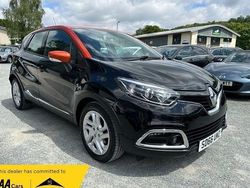 Orange/black Used 2016 Renault Captur Dynamique SUV | £8,995 (Fair price)