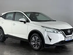 White Used 2022 Nissan Qashqai Acenta Premium SUV | £15,800 (Good price)