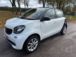 White Used 2017 Smart ForFour Passion Hatchback | £5,250 (Good price)