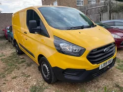 Yellow Used 2019 Ford Transit Custom Van | £8,899 (Fair price)