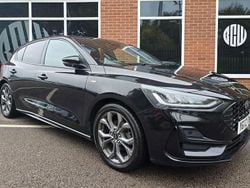 Black Used 2022 Ford Focus ST-Line Hatchback | £9,458 (Super price)