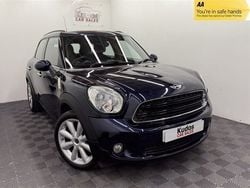 Blue Used 2015 Mini Cooper Countryman SUV | £7,390 (Fair price)