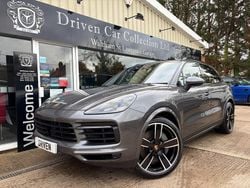 Grey Used 2022 Porsche Cayenne S SUV | £49,995 (Expensive)