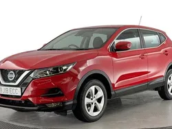 Red Used 2017 Nissan Qashqai Acenta SUV | £9,820 (Good price)
