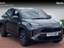 Used 2022 Toyota Yaris Hybrid Design Estate | £18,627 (Good price)