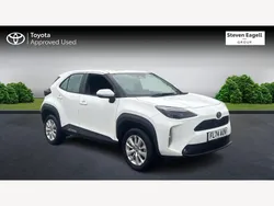 White Used 2024 Toyota Yaris Hybrid Hatchback | £22,097 (Expensive)