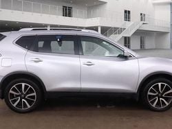 Blade silver Used 2015 Nissan X-Trail N-TEC SUV | £7,475 (Good price)