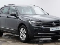 Urano grey Used 2022 VW Tiguan Life SUV | £20,734 (Fair price)