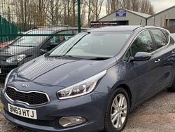 Blue Used 2013 Kia Ceed Hatchback | £3,495 (Fair price)