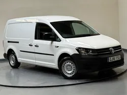 White Used 2016 VW Caddy Maxi Startline MPV | £6,495 (Fair price)