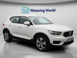 White Used 2020 Volvo XC40 Momentum SUV | £18,300 (Fair price)