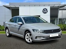 Moonstone grey Used 2021 VW Passat SE Sedan | £14,743 (Fair price)