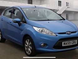 Blue Used 2009 Ford Fiesta Zetec Hatchback | £2,995 (Good price)