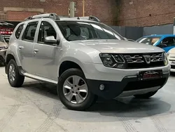 Silver Used 2017 Dacia Duster Lauréate SUV | £5,890 (Fair price)
