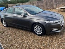 Grey Used 2016 Ford Mondeo Zetec Hatchback | £2,850 (Good price)