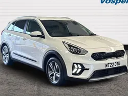 White Used 2022 Kia Niro 2 SUV | £17,400 (Good price)