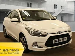 White Used 2016 Hyundai i20 SE Coupe | £4,495 (Fair price)