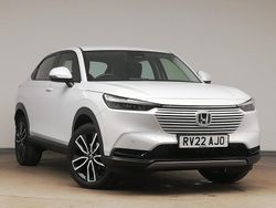 White Used 2022 Honda HR-V Elegance SUV | £22,498 (Fair price)