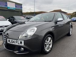 Grey Used 2014 Alfa Romeo Giulietta Distinctive Hatchback | £4,750 (Fair price)
