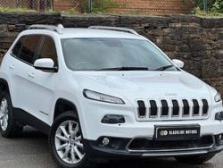 White Used 2016 Jeep Cherokee Limited SUV | £10,250 (Fair price)