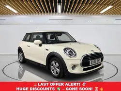 White Used 2020 Mini Cooper Classic Hatchback | £11,799