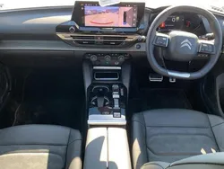 White Used 2023 Citroën C5 X Shine Hatchback | £23,266 (Fair price)
