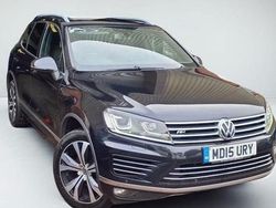 Black Used 2015 VW Touareg R-line SUV | £8,480 (Fair price)