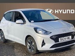 Dragon red Used 2024 Hyundai i10 Advanced Hatchback | £14,208 (Fair price)
