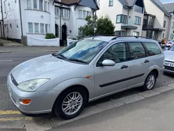 Silver Used 2001 Ford Focus Ghia Estate | £995