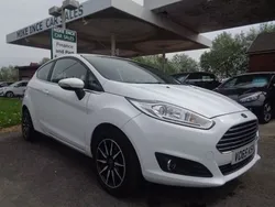 White Used 2015 Ford Fiesta Zetec Hatchback | £4,287 (Fair price)