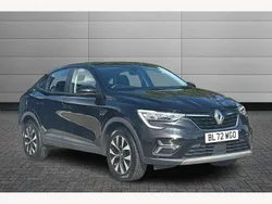 Black Used 2022 Renault Arkana Iconic SUV | £15,395 (Fair price)