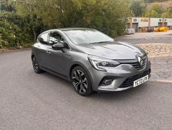 Grey Used 2022 Renault Clio V Techno Hatchback | £9,900 (Super price)
