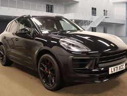 Used 2021 Porsche Macan SUV | £49,990 (Good price)