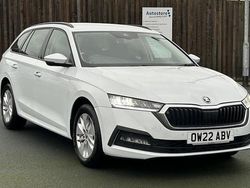 White Used 2021 Skoda Octavia SE Technology Estate | £18,210 (Expensive)