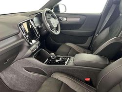Onyx black Used 2021 Volvo XC40 R-Design SUV | £26,990 (Fair price)