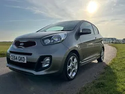Silver Used 2014 Kia Picanto 2 Hatchback | £4,995 (Fair price)