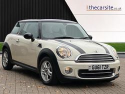 White Used 2011 Mini Cooper Hatch Hatchback | £4,995 (Fair price)