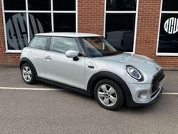 Silver Used 2019 Mini Cooper Classic Hatchback | £6,583 (Good price)
