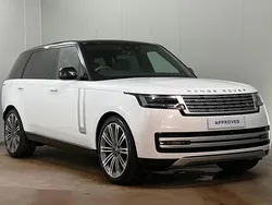 White Used 2025 Land Rover Range Rover Autobiography SUV | £112,500 (Fair price)