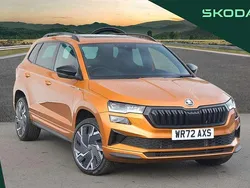 Phoenix orange metallic Used 2022 Skoda Karoq SportLine SUV | £22,995 (Fair price)