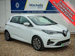 Glacier white Used 2022 Renault Rapid GT-Line Hatchback | £11,495 (Fair price)