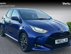 Blue Used 2023 Toyota Yaris Hybrid Design Hatchback | £17,458 (Fair price)