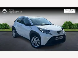 White Used 2023 Toyota Aygo PURE Hatchback | £12,298 (Fair price)