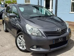 Grey Used 2010 Toyota Verso MPV | £3,295 (Fair price)